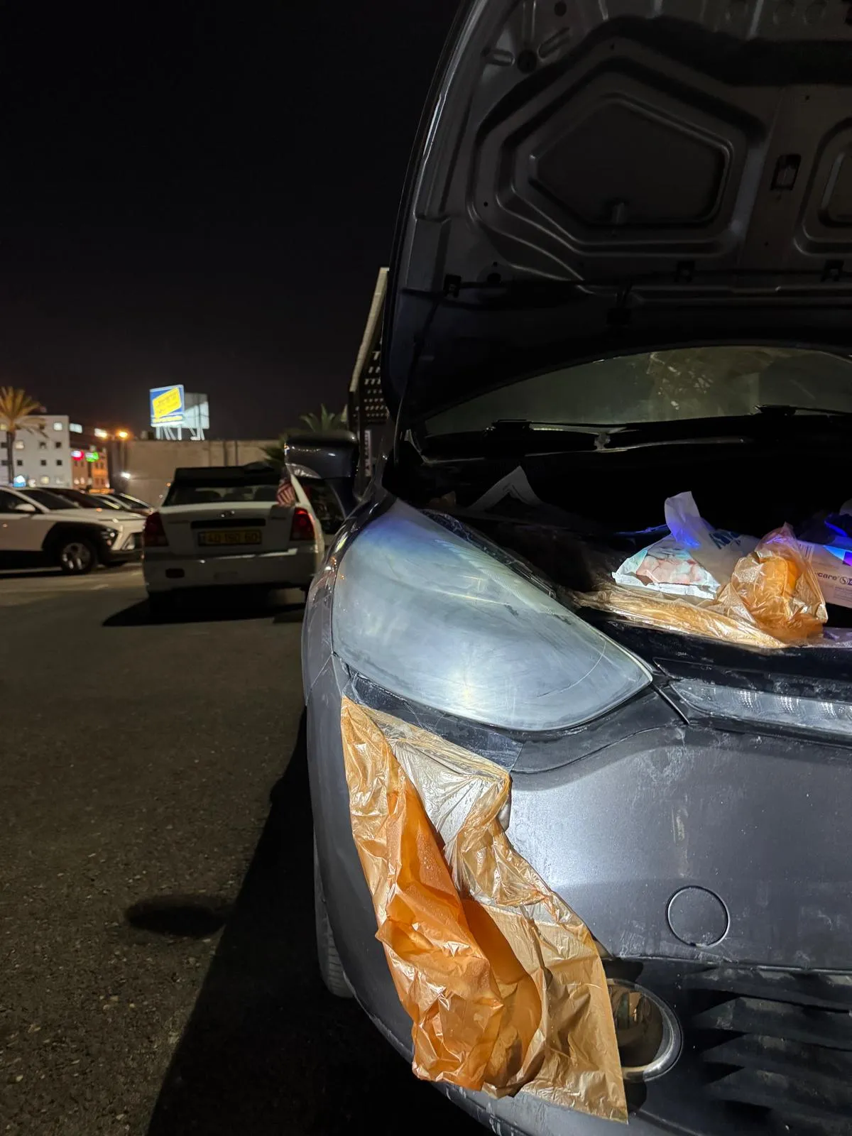 תוצאת חידוש פנסים על רכב פרטי במראה כמו חדש